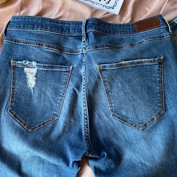 Jeans - Picture 4 of 5